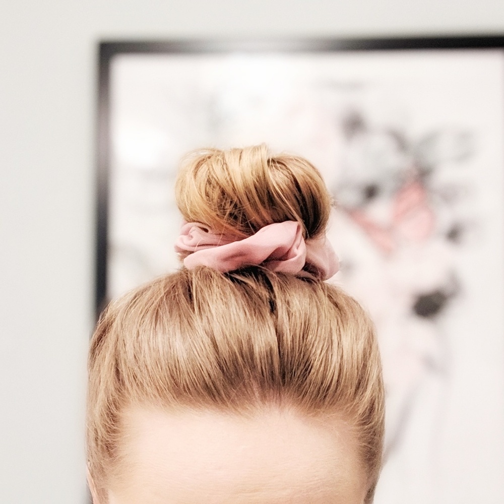 Silk Scrunchie • Dusty Rose